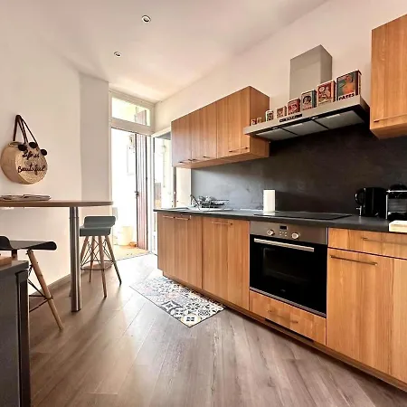 Beautiful And Large Secure 2 Bedroom Haussmann Virg